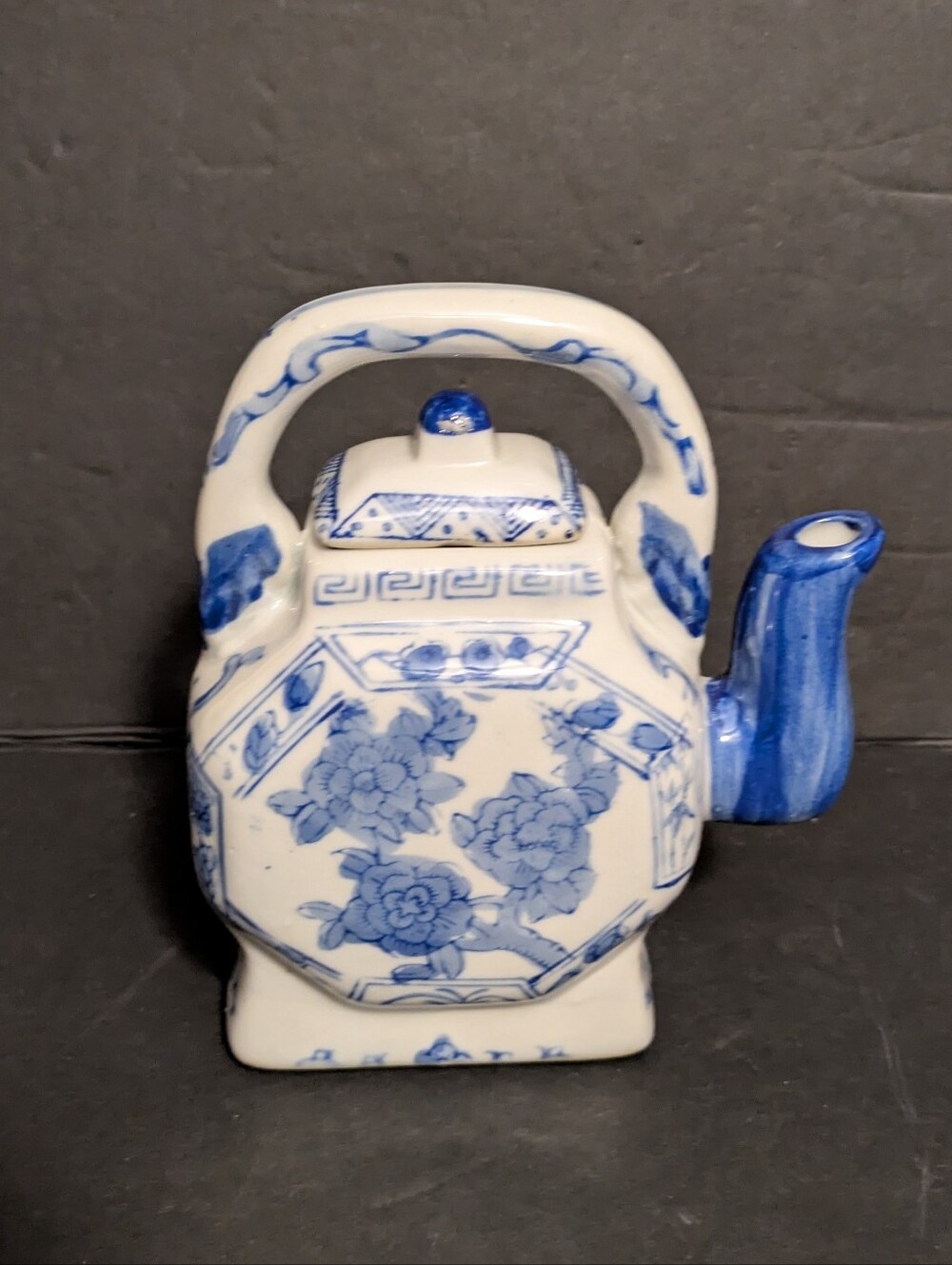 Teapot Blue White Floral Porcelain Teapot with Lid Unable to Read Brand